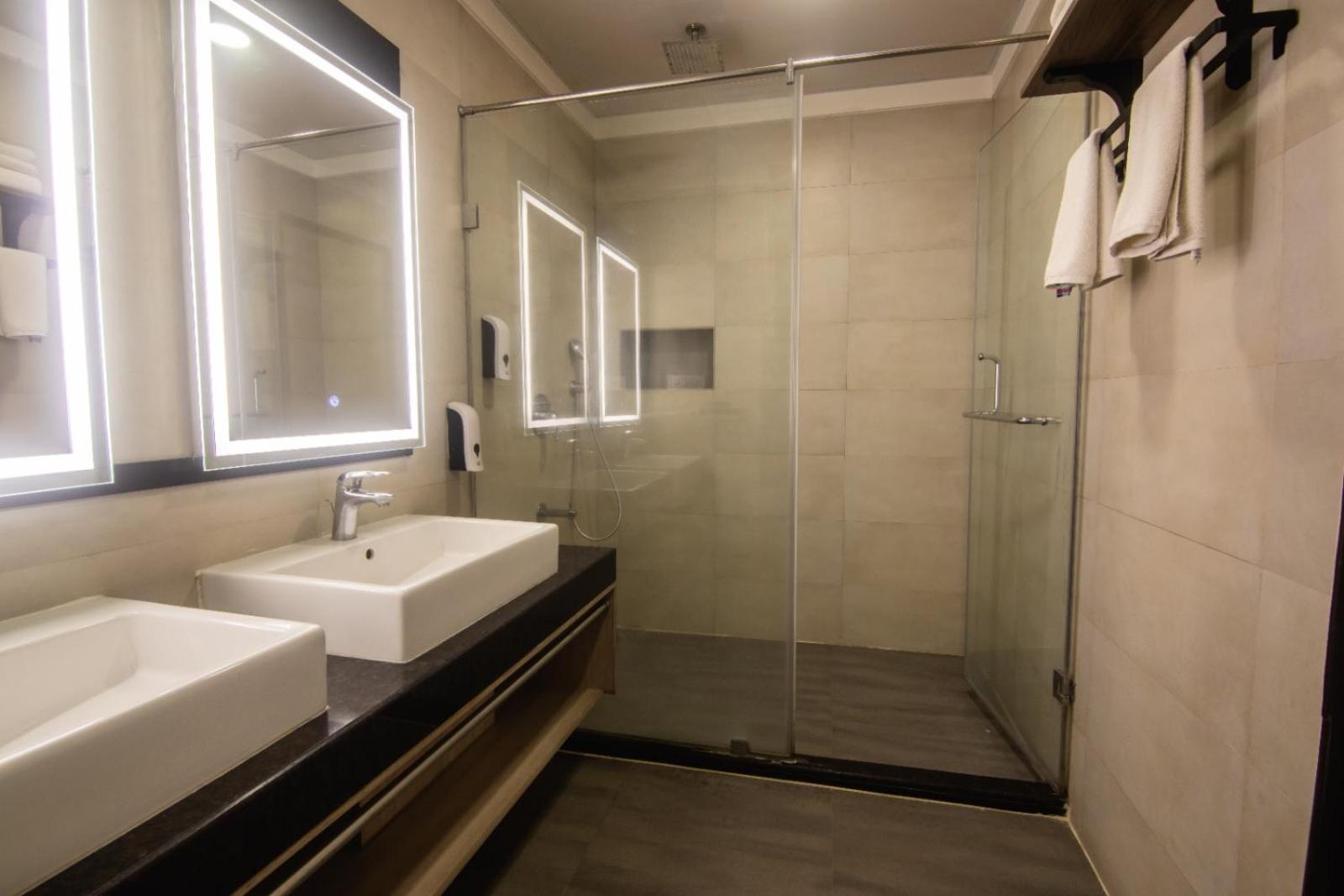 Purple Cloud Hotel Devanahalli Екстер'єр фото
