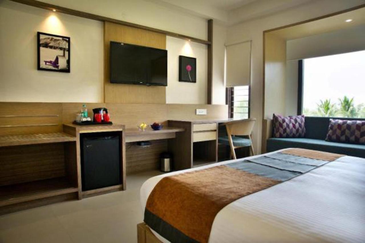 Purple Cloud Hotel Devanahalli Екстер'єр фото